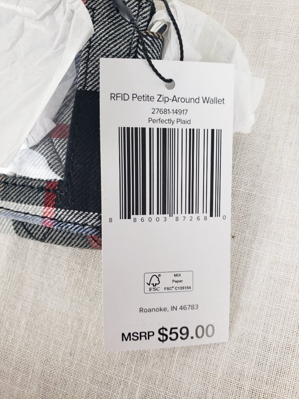 Vera Bradley NWT RFID Petite Zip-Around Wallet Perfectly Plaid - Picture 3 of 4